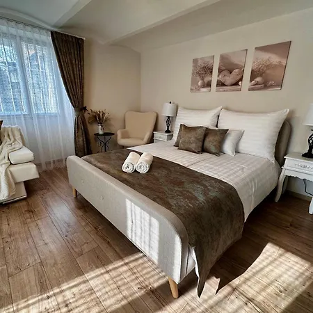 Petofi Sarok דירה