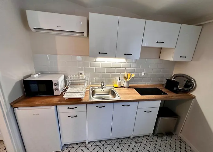 Petofi Sarok קסזטלי