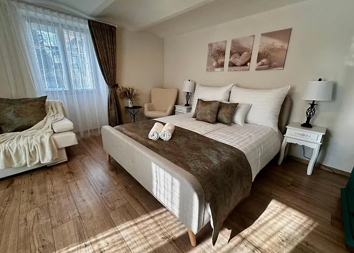 Petofi Sarok Apartment